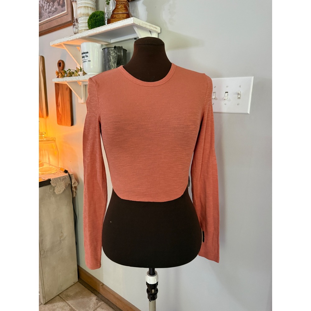 White Fox Risky Love Crop Top M Burnt Orange NWT Long Sleeve Ribbed stretchy